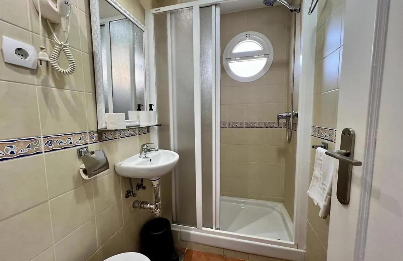 El Rincon De La Carihuela Apartment Torremolinos Exterior photo